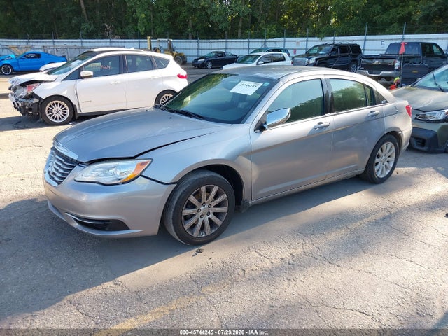 Продаж на аукціоні авто 2013 Chrysler 200 Touring, vin: 1C3CCBBB9DN509810, номер лоту: 45744245