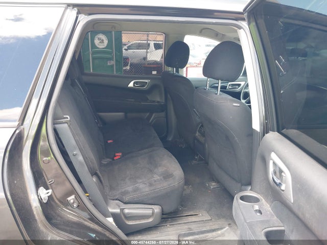 5N1AR2MN3FC723792 Nissan Pathfinder S