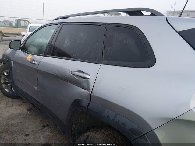 2019 Jeep Cherokee Trailhawk 4x4 მანქანა იყიდება აუქციონზე, vin: 1C4PJMBX1KD147050, აუქციონის ნომერი: 45744257
