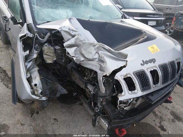2019 Jeep Cherokee Trailhawk 4x4 მანქანა იყიდება აუქციონზე, vin: 1C4PJMBX1KD147050, აუქციონის ნომერი: 45744257
