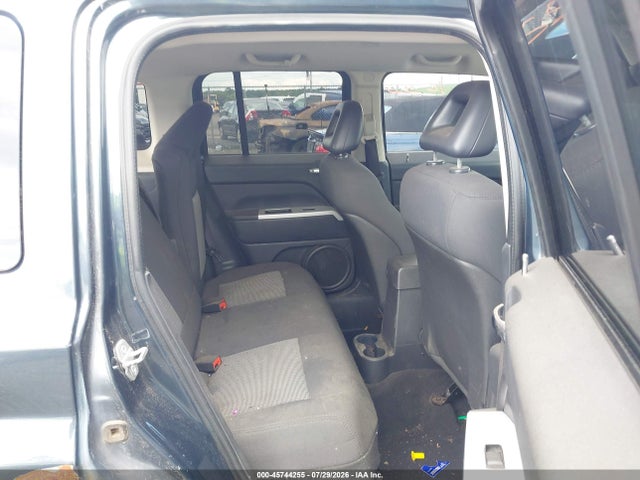 2008 Jeep Patriot Sport მანქანა იყიდება აუქციონზე, vin: 1J8FF28W88D663634, აუქციონის ნომერი: 45744255