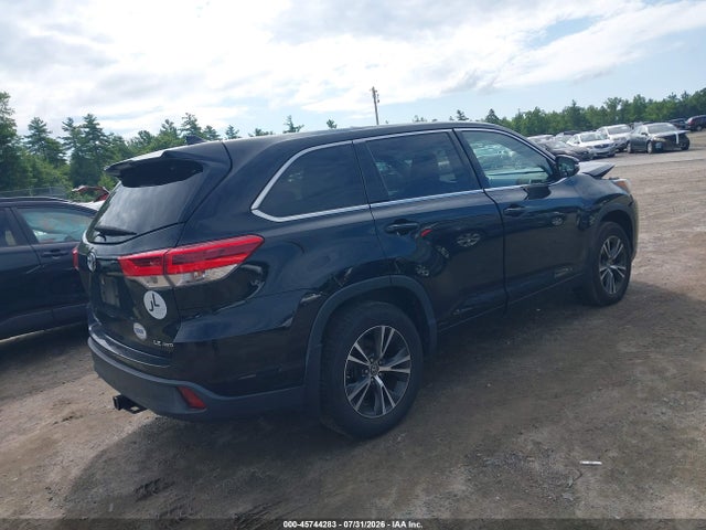 Toyota Highlander Le Plus 2018 5TDBZRFH8JS803704 Image 4