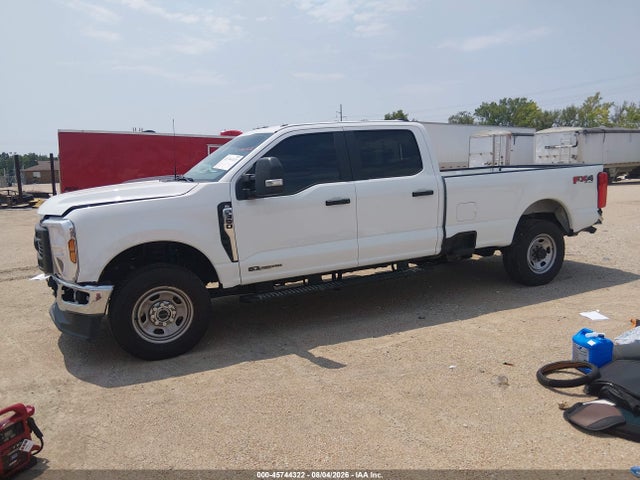 1FT8W3BT7SEC93380 Ford F-350 Xl