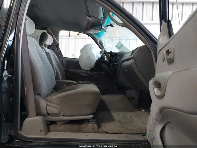 Продажа на аукционе авто 2000 Toyota Tundra Sr5 V8, vin: 5TBBT4410YS003170, номер лота: 45744436