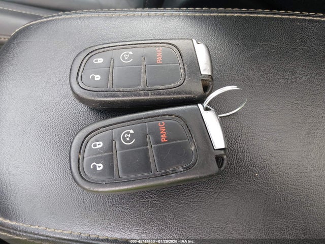 2017 Jeep Cherokee Limited მანქანა იყიდება აუქციონზე, vin: 1C4PJMDS8HD238987, აუქციონის ნომერი: 45744450