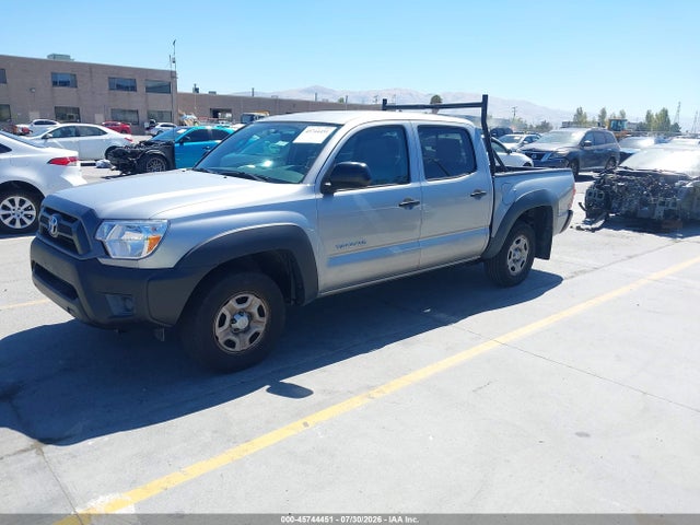 Toyota Tacoma 2014 5TFJX4CNXEX043516 Image 2