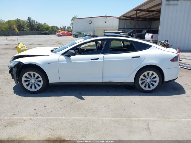 5YJSA1H17EFP52876 Tesla Model S P85