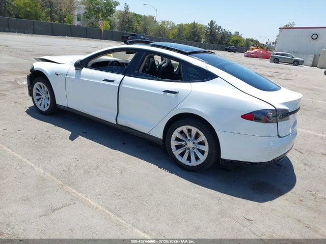 5YJSA1H17EFP52876 Tesla Model S P85