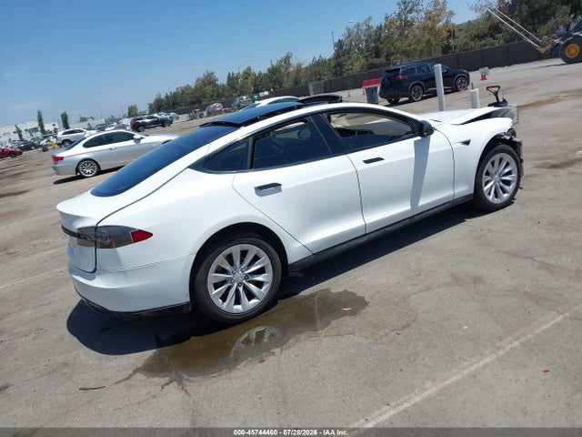 5YJSA1H17EFP52876 Tesla Model S P85