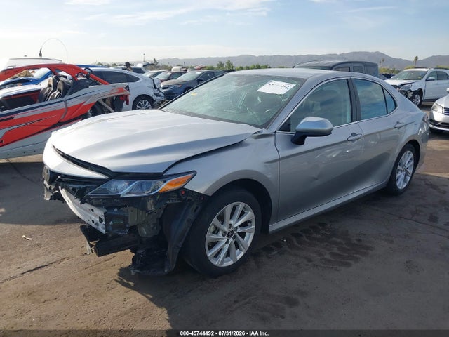 Toyota CAMRY LE 2024 4T1C11AK9RU908142 Image 2