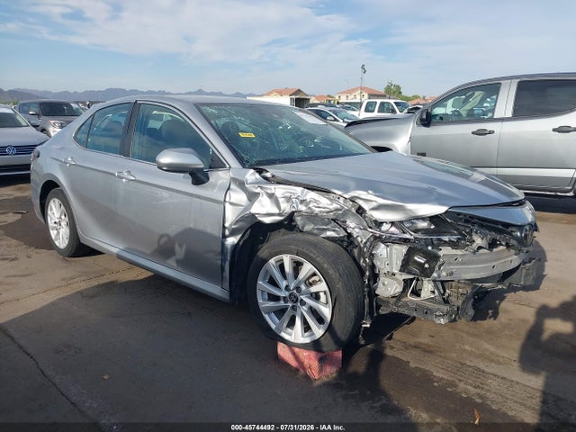 Toyota CAMRY LE 2024 4T1C11AK9RU908142 Image 6