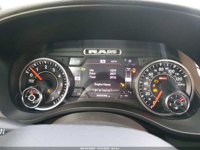 45744553 :رقم المزاد ، 1C6SRFJT5MN806555 vin ، 2021 Ram 1500 Laramie  4x4 5'7 Box مزاد بيع