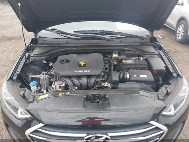 5NPD84LF3JH396219 Hyundai ELANTRA SEL