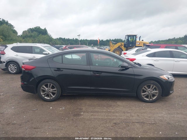 5NPD84LF3JH396219 Hyundai ELANTRA SEL