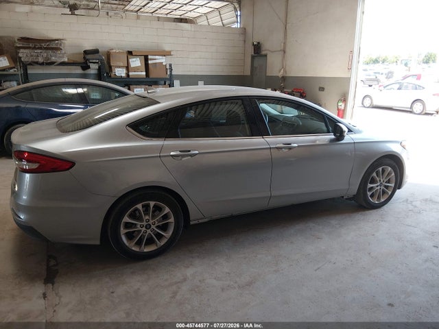 3FA6P0LU7LR200601 Ford Fusion Hybrid Se