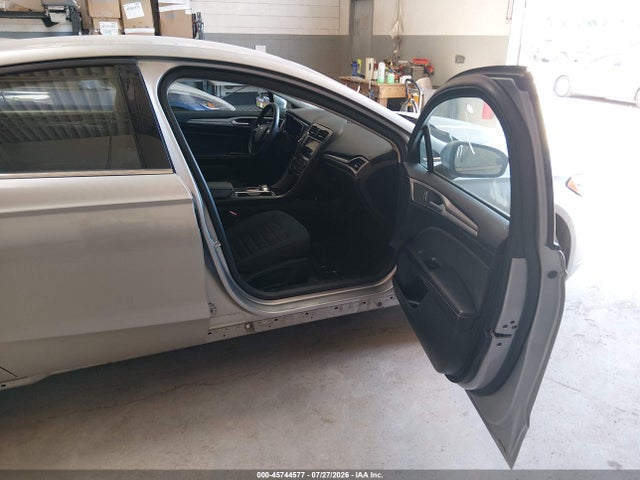 3FA6P0LU7LR200601 Ford Fusion Hybrid Se