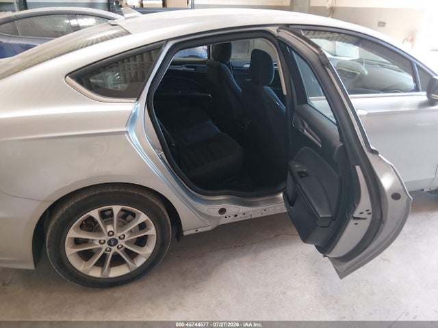 3FA6P0LU7LR200601 Ford Fusion Hybrid Se