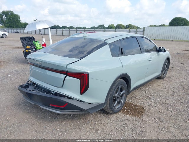2025 Kia K4 Lxs მანქანა იყიდება აუქციონზე, vin: 3KPFT4DE0SE105811, აუქციონის ნომერი: 45744629