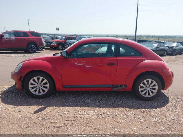 3VWF17AT9GM605938 Volkswagen Beetle 1.8t Fleet Edition