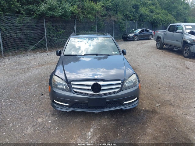 2011 Mercedes-benz C 300 Luxury 4matic/sport 4matic მანქანა იყიდება აუქციონზე, vin: WDDGF8BB3BR145824, აუქციონის ნომერი: 45744650