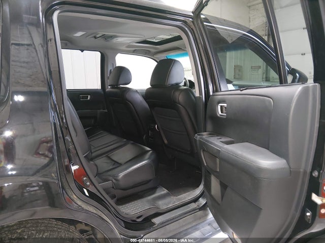 45744681 :رقم المزاد ، 5FNYF4H98BB016348 vin ، 2011 Honda Pilot Touring مزاد بيع