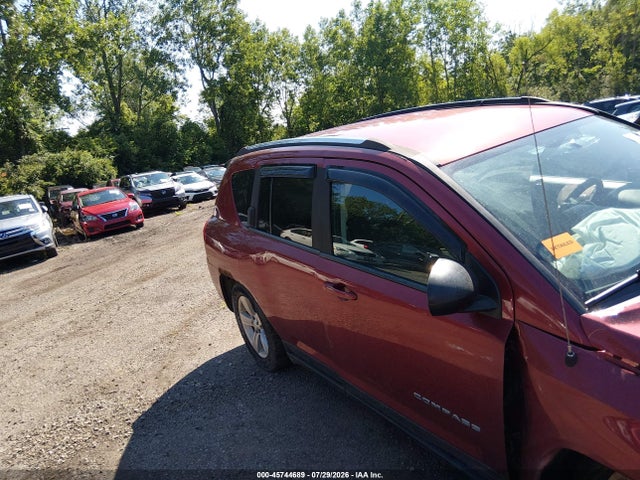 2014 Jeep Compass Sport მანქანა იყიდება აუქციონზე, vin: 1C4NJDBB3ED567716, აუქციონის ნომერი: 45744689