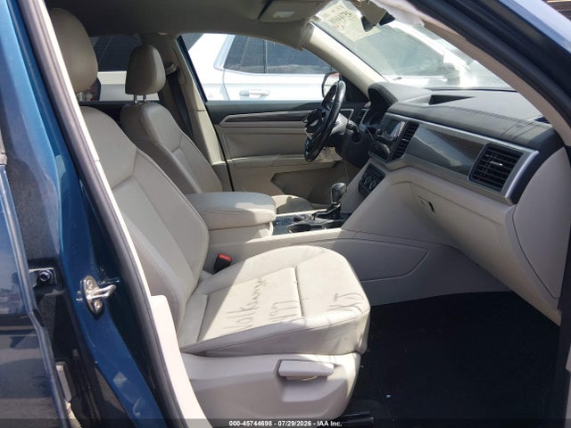 2018 Volkswagen Atlas 3.6l V6 Se/3.6l V6 Se W/technology მანქანა იყიდება აუქციონზე, vin: 1V2LR2CA3JC527497, აუქციონის ნომერი: 45744698