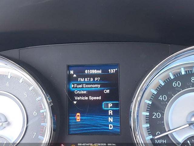 Chrysler 300C 2014 2C3CCAET3EH100789 Image 15