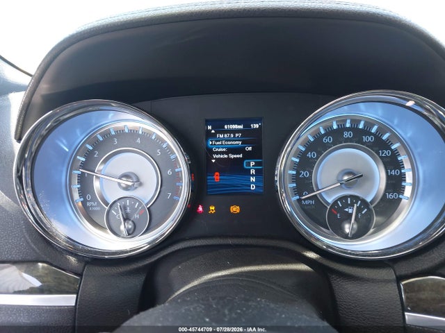 Chrysler 300C 2014 2C3CCAET3EH100789 Image 7