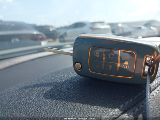 1G11C5SL6FF300253 Chevrolet MALIBU 1LT