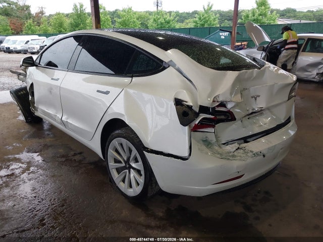 Tesla Model 3 Standard Range Plus Rear-wheel Drive 2021 5YJ3E1EA1MF063749 Image 3
