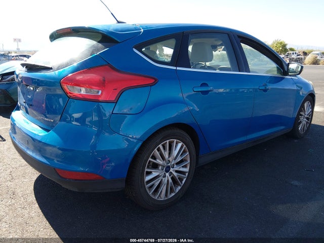 Ford Focus Titanium 2016 1FADP3N29GL335507 Image 4