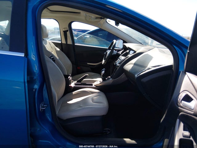 Ford Focus Titanium 2016 1FADP3N29GL335507 Image 5