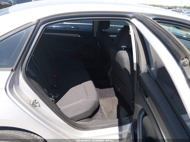 Продаж на аукціоні авто 2013 Volkswagen Passat 2.5l S, vin: 1VWAP7A31DC075065, номер лоту: 45744774