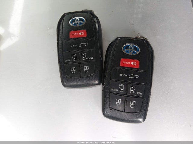Toyota SIENNA XLE 2021 5TDJRKEC1MS006255 Image 11