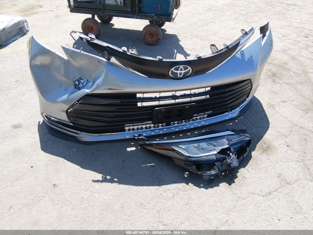 Toyota SIENNA XLE 2021 5TDJRKEC1MS006255 Image 12