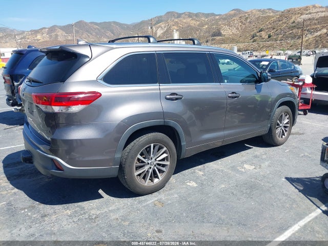 Toyota Highlander Xle 2018 5TDKZRFH9JS549520 Image 13