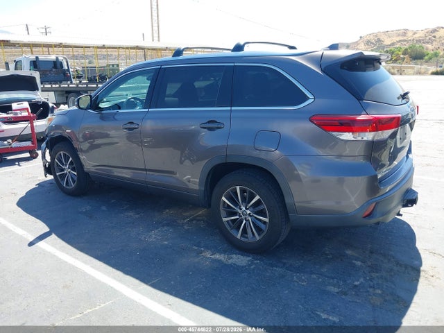 Toyota Highlander Xle 2018 5TDKZRFH9JS549520 Image 14