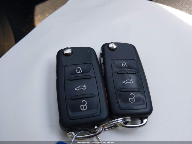 45744833 :رقم المزاد ، 3VWD07AJ5EM209155 vin ، 2014 Volkswagen Jetta 1.8t Se مزاد بيع