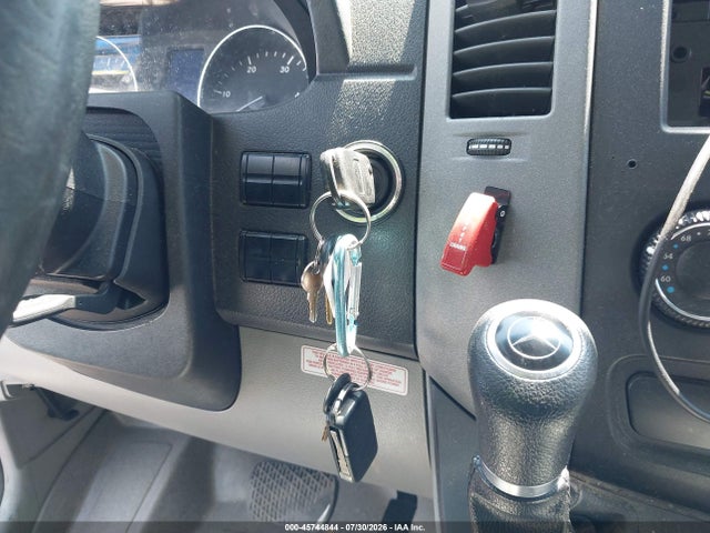 45744844 :رقم المزاد ، WDAPF3CD0G9688989 vin ، 2016 Mercedes-benz Sprinter 3500 مزاد بيع