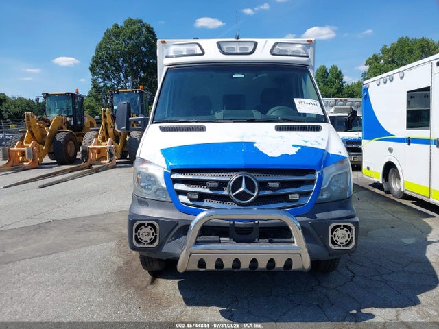 45744844 :رقم المزاد ، WDAPF3CD0G9688989 vin ، 2016 Mercedes-benz Sprinter 3500 مزاد بيع