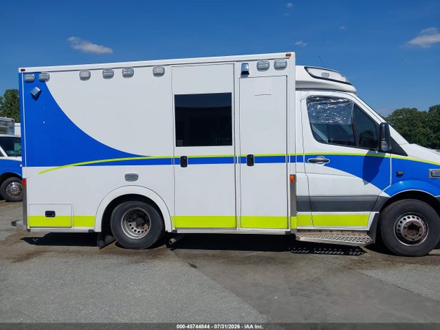 45744844 :رقم المزاد ، WDAPF3CD0G9688989 vin ، 2016 Mercedes-benz Sprinter 3500 مزاد بيع