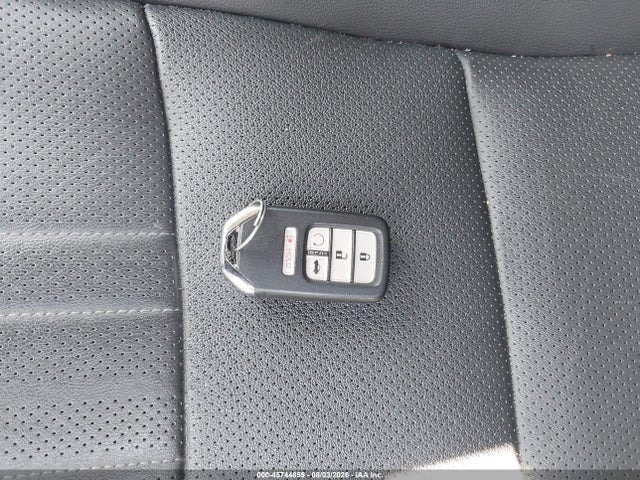45744859 :رقم المزاد ، 1HGCV3F99MA016429 vin ، 2021 Honda Accord Hybrid Touring مزاد بيع