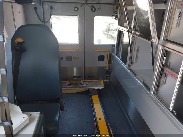 45744878 :رقم المزاد ، WDAPF3CDXG9641131 vin ، 2016 Mercedes-benz Sprinter 3500 مزاد بيع