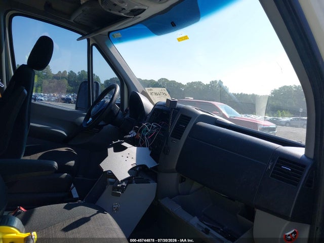 45744878 :رقم المزاد ، WDAPF3CDXG9641131 vin ، 2016 Mercedes-benz Sprinter 3500 مزاد بيع