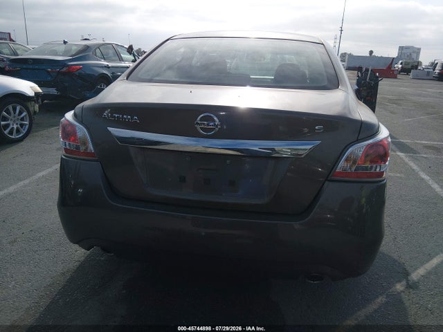 Nissan Altima 2.5 S 2015 1N4AL3AP9FC568446 Image 16