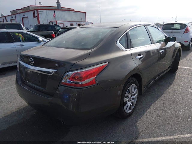 Nissan Altima 2.5 S 2015 1N4AL3AP9FC568446 Image 4