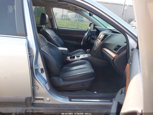 2013 Subaru Outback 3.6r Limited მანქანა იყიდება აუქციონზე, vin: 4S4BRDPC8D2314300, აუქციონის ნომერი: 45744915