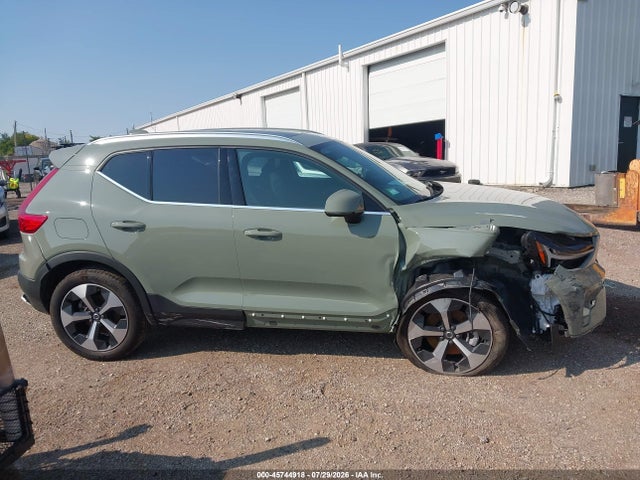 Aukcja sprzedaży 2025 Volvo Xc40 B5 Core Bright Theme, vin: YV4L12UJ8S2570180, numer aukcji: 45744918