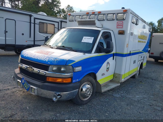 45744919 :رقم المزاد ، 1GB6G5CL2E1109557 vin ، 2014 Chevrolet Express Cutaway 4500 Diesel مزاد بيع